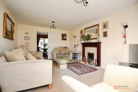 4 bedroom Detached house for sale in Lilac Way, East Goscote, LE7