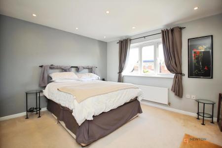 4 bedroom Detached house for sale in Lilac Way, East Goscote, LE7