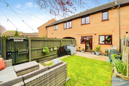 2 bedroom Town house for sale in St Columba Way, Syston, LE7