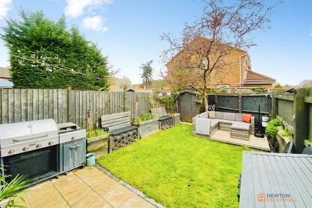 2 bedroom Town house for sale in St Columba Way, Syston, LE7