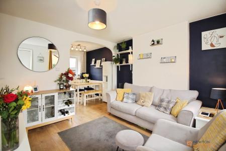 2 bedroom Town house for sale in St Columba Way, Syston, LE7