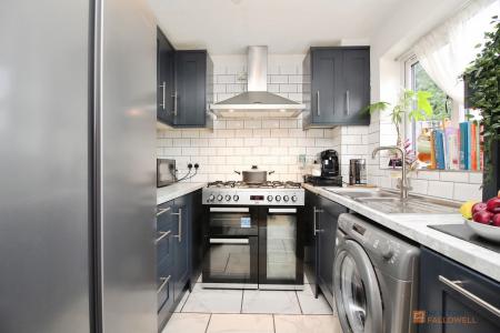 2 bedroom Town house for sale in St Columba Way, Syston, LE7