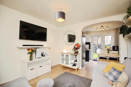 2 bedroom Town house for sale in St Columba Way, Syston, LE7