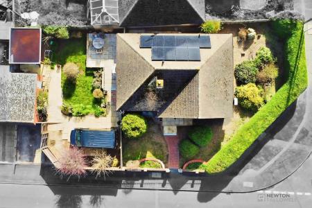 2 bedroom Detached bungalow for sale in Harrowgate Drive, Birstall, LE4