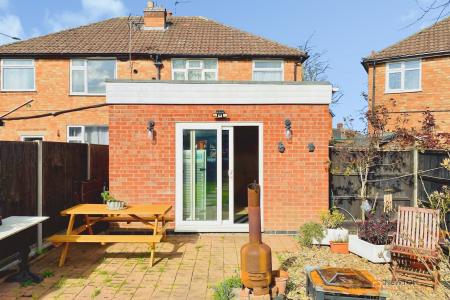 3 bedroom Semi-detached house for sale in Melton Road, Syston, LE7