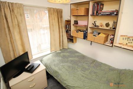 3 bedroom Semi-detached house for sale in Melton Road, Syston, LE7