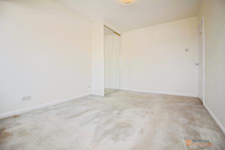 3 bedroom Semi-detached house for sale in Queensgate Drive, Birstall, LE4