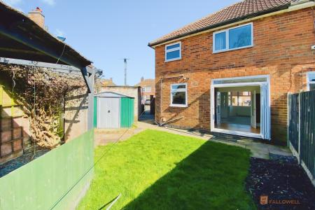 3 bedroom Semi-detached house for sale in Queensgate Drive, Birstall, LE4