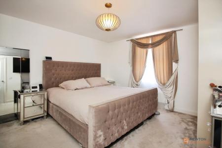 4 bedroom Detached house for sale in Maclaren Todd Close, Queniborough, LE7