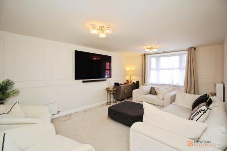 4 bedroom Detached house for sale in Maclaren Todd Close, Queniborough, LE7