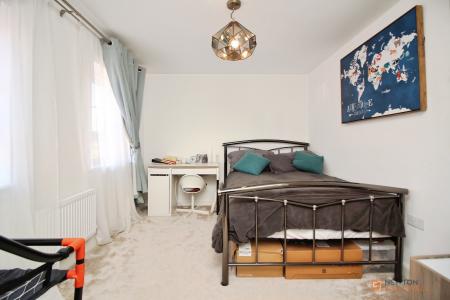 4 bedroom Detached house for sale in Maclaren Todd Close, Queniborough, LE7