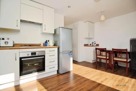 2 bedroom Town house for sale in Somerville Close, Syston, LE7