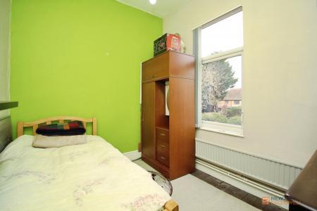 4 bedroom Detached house for sale in Melton Road, Queniborough, LE7