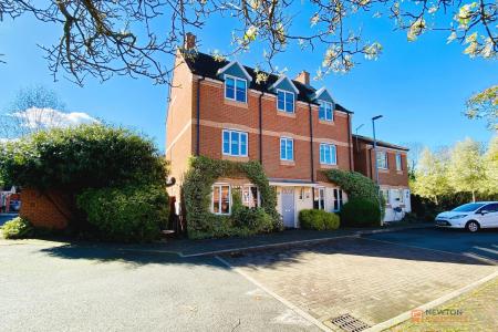 Clover Way, Syston, LE7