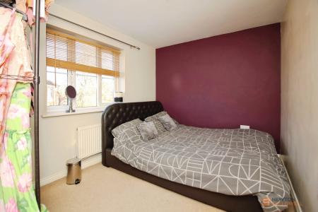 5 bedroom Detached house for sale in Clover Way, Syston, LE7