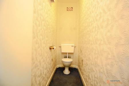 5 bedroom Semi-detached house for sale in Cliffwood Avenue, Birstall, LE4