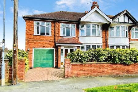 5 bedroom Semi-detached house for sale in Cliffwood Avenue, Birstall, LE4