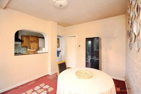 5 bedroom Semi-detached house for sale in Cliffwood Avenue, Birstall, LE4