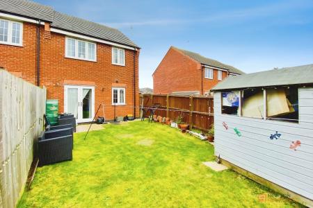 3 bedroom Town house for sale in New Avenue, Rearsby, LE7