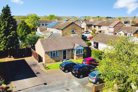 2 bedroom Detached bungalow for sale in Longhurst Close, Rushey Mead, LE4