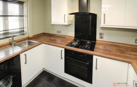 2 bedroom End of terrace house for sale in Moorland Road, Syston, LE7