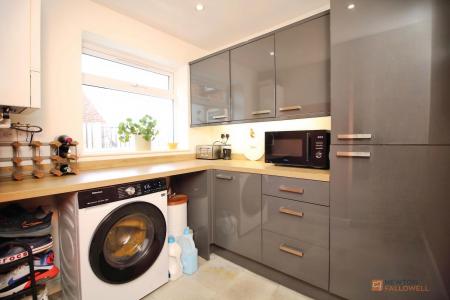 3 bedroom Semi-detached house for sale in Sandford Road, Syston, LE7