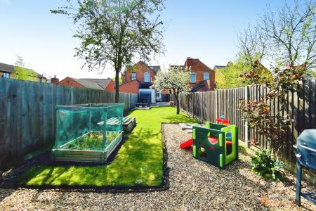 3 bedroom Semi-detached house for sale in Sandford Road, Syston, LE7