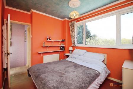 3 bedroom Semi-detached house for sale in Huntsmans Dale, East Goscote, LE7
