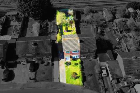 3 bedroom Semi-detached house for sale in Huntsmans Dale, East Goscote, LE7