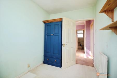 3 bedroom Semi-detached house for sale in Huntsmans Dale, East Goscote, LE7