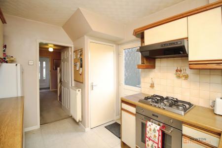 3 bedroom Semi-detached house for sale in Huntsmans Dale, East Goscote, LE7