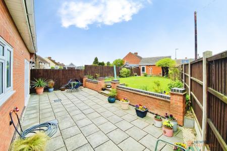 3 bedroom Detached house for sale in Oxford Street, Syston, LE7