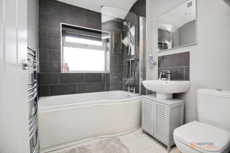 3 bedroom Semi-detached house for sale in St Johns Avenue, Syston, LE7