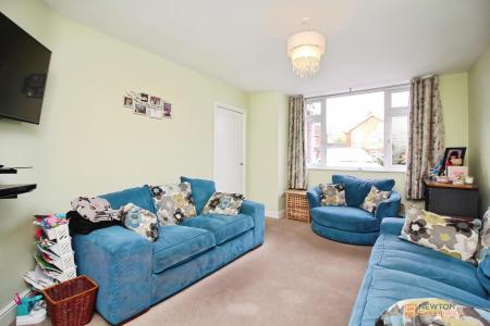 3 bedroom Semi-detached house for sale in St Johns Avenue, Syston, LE7