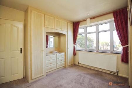 3 bedroom Semi-detached bungalow for sale in Goodes Avenue, Syston, LE7