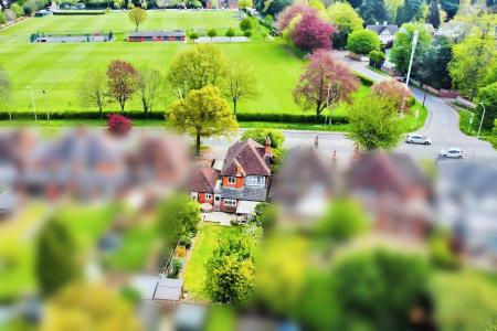 3 bedroom Detached house for sale in Loughborough Road, Birstall, LE4