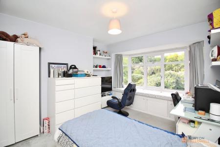 3 bedroom Detached house for sale in Loughborough Road, Birstall, LE4