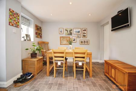 3 bedroom Detached house for sale in Loughborough Road, Birstall, LE4