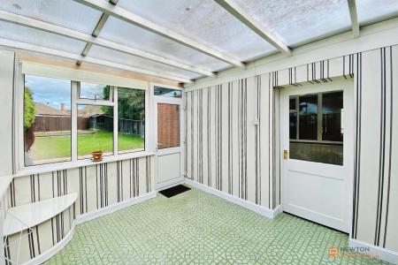 2 bedroom Semi-detached bungalow for sale in Humberstone Lane, Thurmaston, LE4