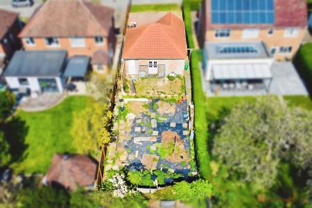 3 bedroom Detached bungalow for sale in Syston Road, Queniborough, LE7