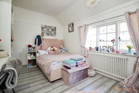 5 bedroom Detached house for sale in Goodes Lane, Syston, LE7