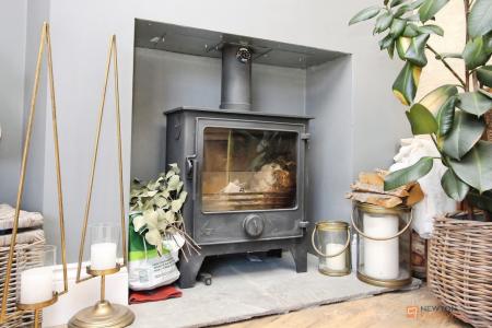 4 bedroom Semi-detached house for sale in Goodes Lane, Syston, LE7