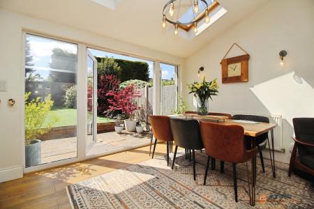 4 bedroom Semi-detached house for sale in Goodes Lane, Syston, LE7