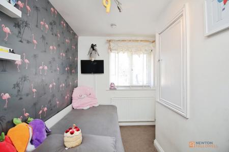 4 bedroom Semi-detached house for sale in Goodes Lane, Syston, LE7