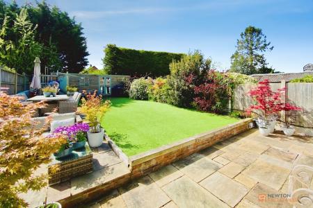 4 bedroom Semi-detached house for sale in Goodes Lane, Syston, LE7
