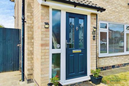 3 bedroom Semi-detached house for sale in Keepers Croft, East Goscote, LE7