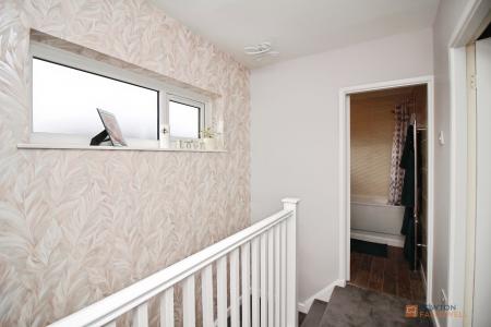 3 bedroom Semi-detached house for sale in Keepers Croft, East Goscote, LE7