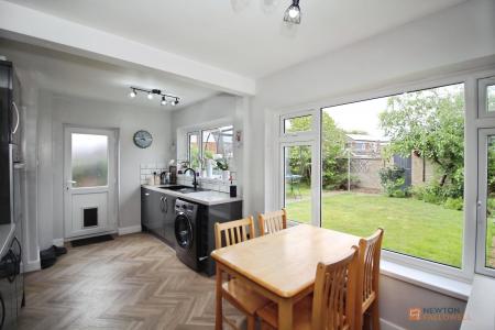 3 bedroom Semi-detached house for sale in Keepers Croft, East Goscote, LE7