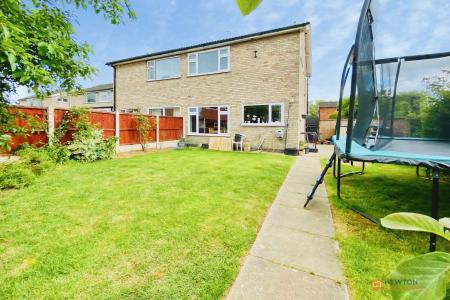 3 bedroom Semi-detached house for sale in Keepers Croft, East Goscote, LE7