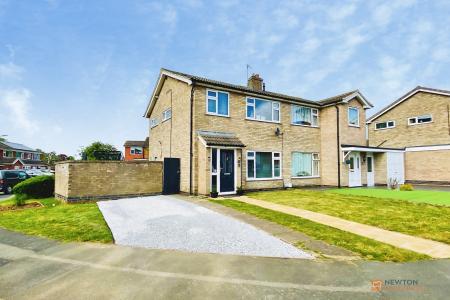 3 bedroom Semi-detached house for sale in Keepers Croft, East Goscote, LE7